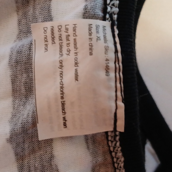 Prisoner Dog Costume - Picture 4 of 4